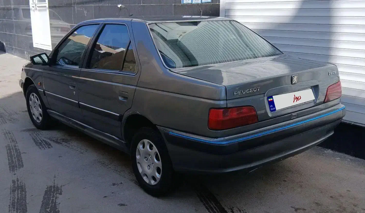 پژو پارس|خودرو سواری و وانت|بروجرد, |دیوار