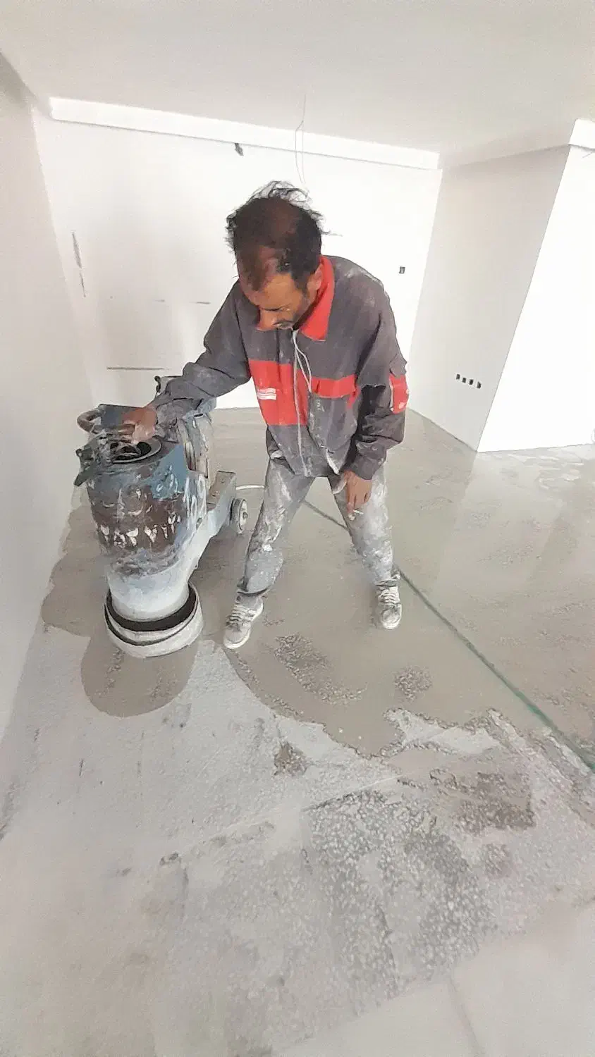 کارگر ماهر و استاد کار جهت کار کفسابی،سندبلاست نما|استخدام معماری، عمران و ساختمانی|اشکذر, |دیوار