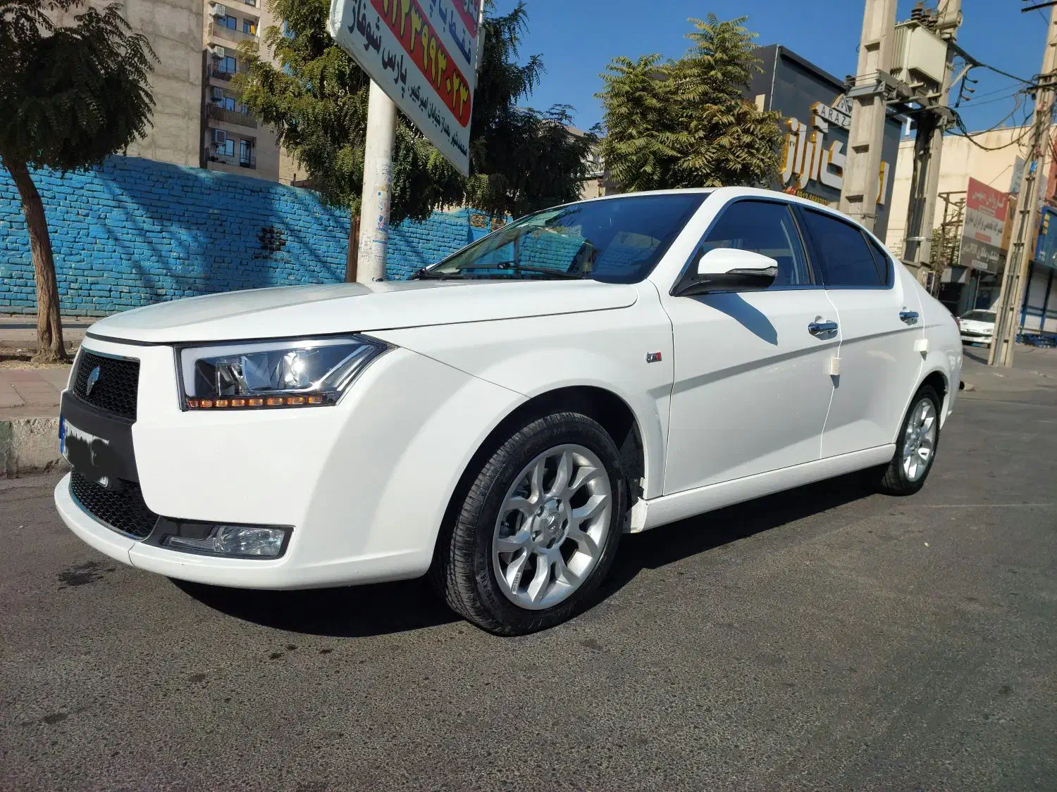 دنا پلاس توربو اتوماتیک فول اپشنال+کارت طلایی|خودرو سواری و وانت|محمدشهر, محمدشهر|دیوار