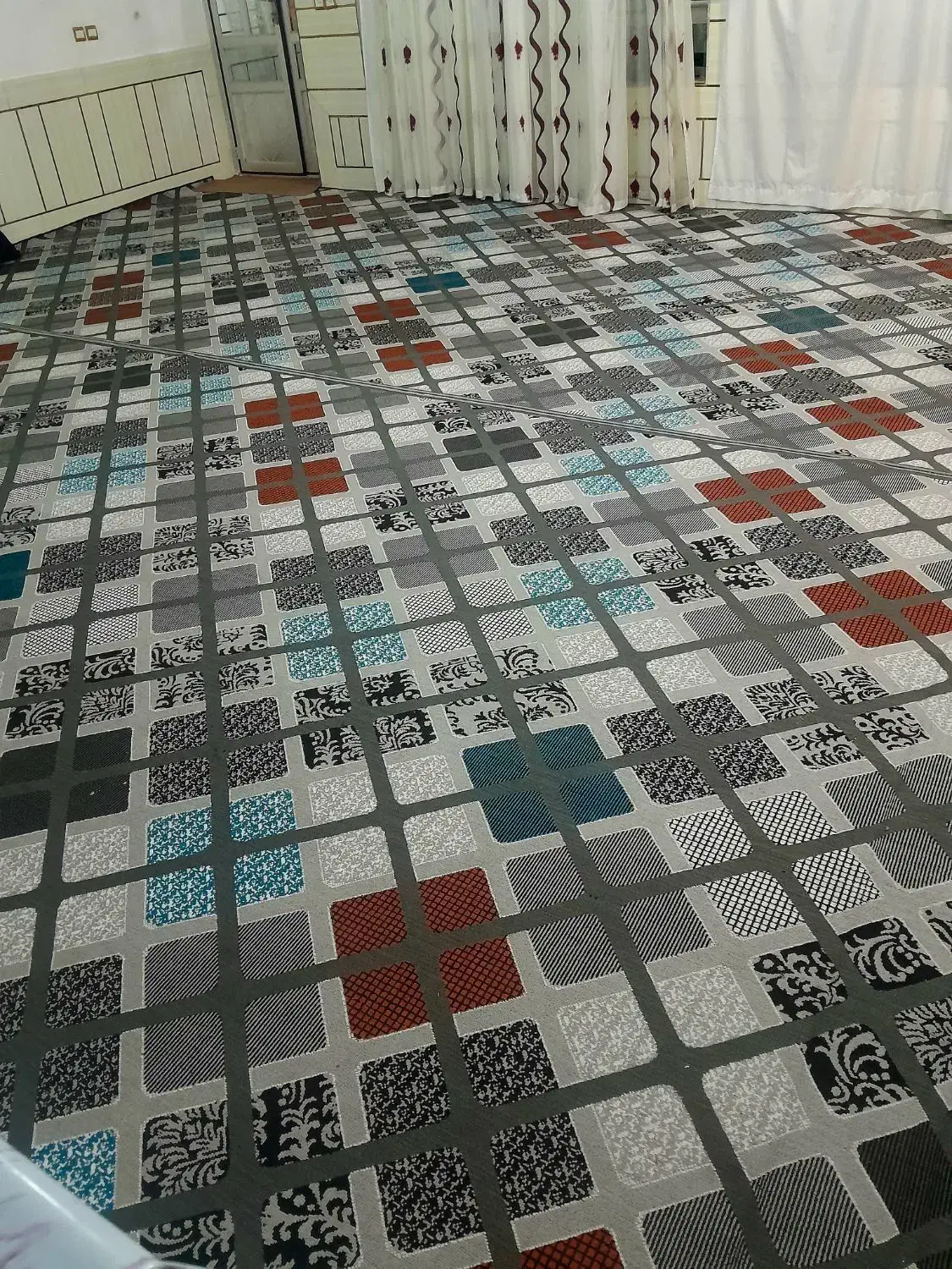 دو تیکه گلیم فرش خوش رنگ و زیبا.|فرش|لردگان, |دیوار