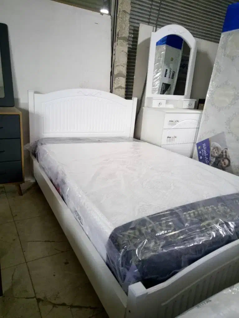 تخت خواب وکیوم خور|تخت و سرویس خواب|چهاردانگه (تهران), |دیوار