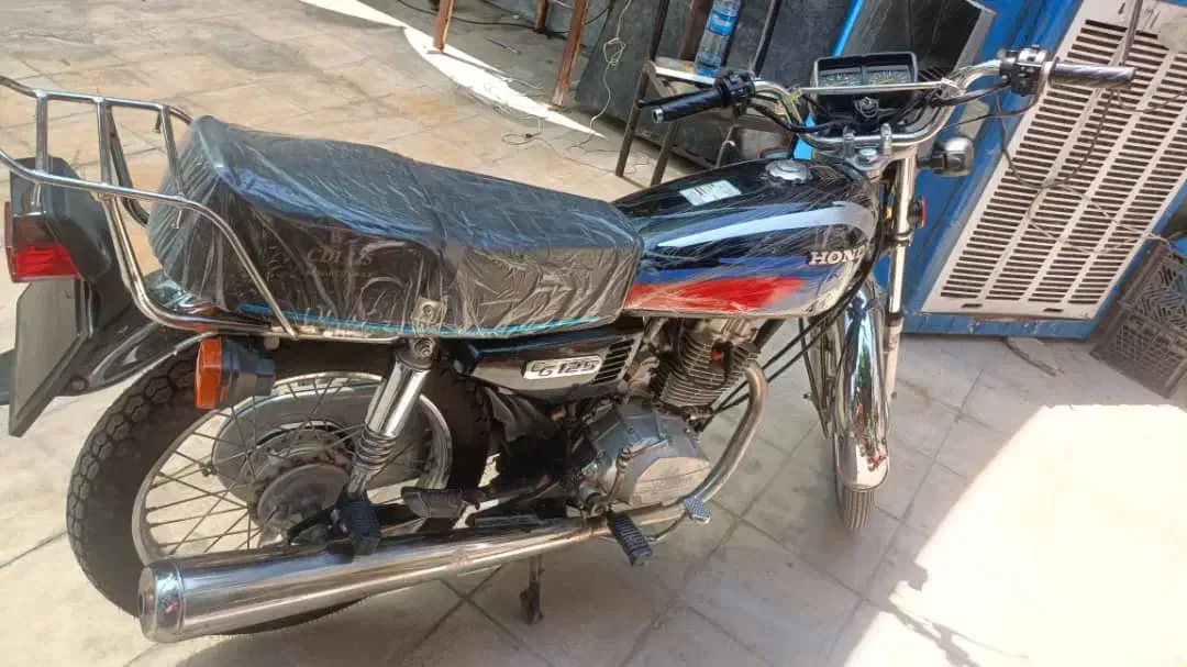 هندا کبیر150 مدل94|موتورسیکلت|شیراز, لب آب|دیوار