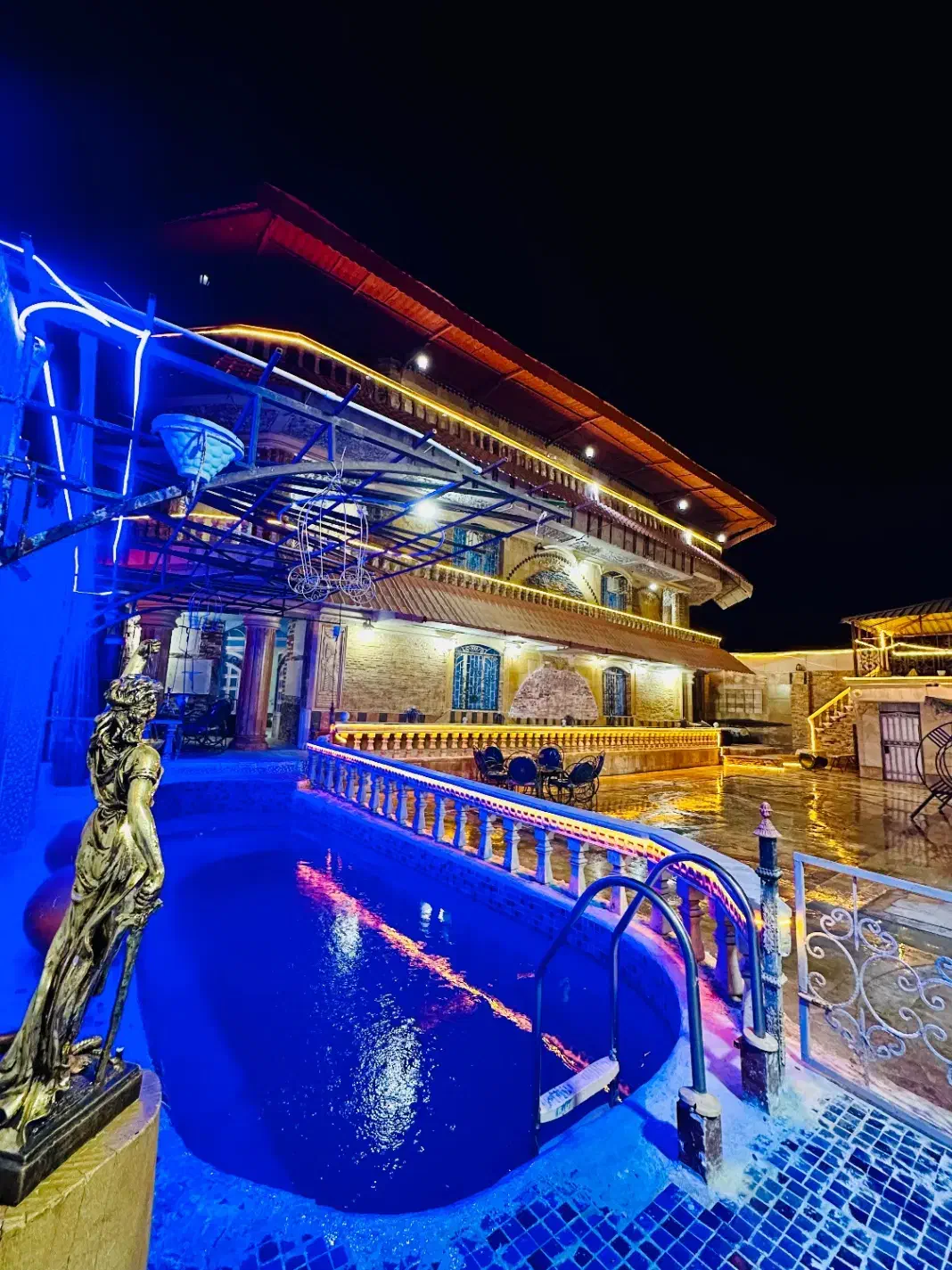 ویلا باغ اجاره ای|اجارهٔ کوتاهمدت ویلا و باغ|بندرعباس, |دیوار