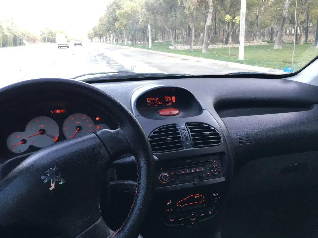 206 تیپ 5 مدل 96|خودرو سواری و وانت|اراک, |دیوار