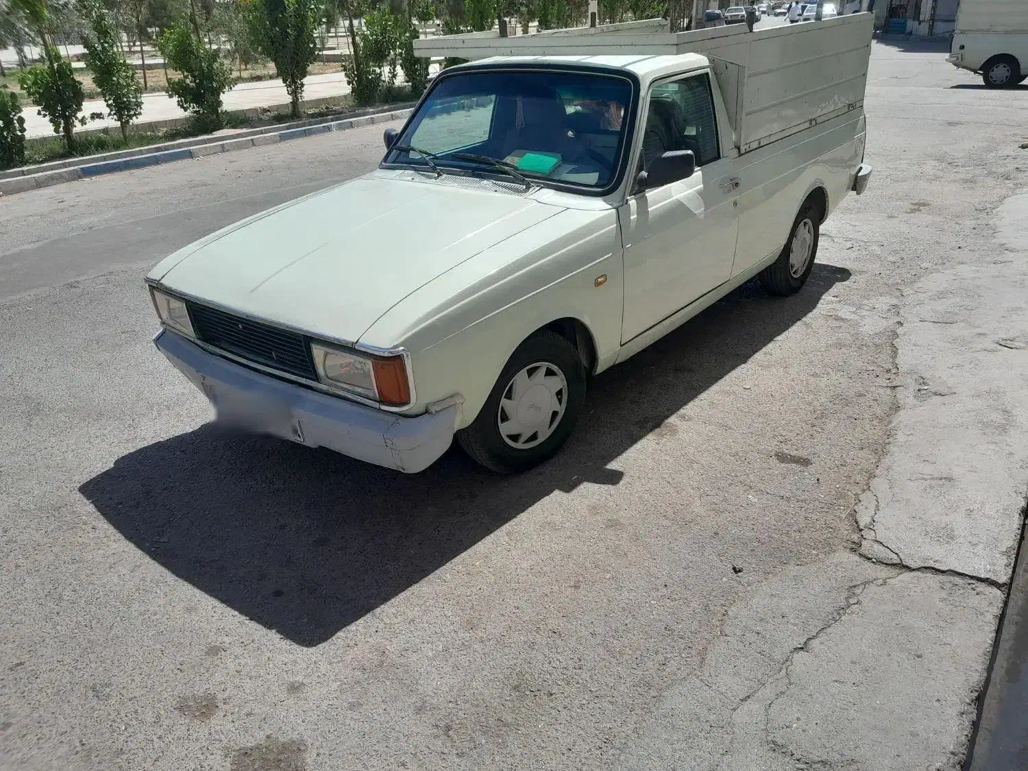 وانت پیکان 93 سفید بدون تصادف|خودرو سواری و وانت|چهارباغ, |دیوار