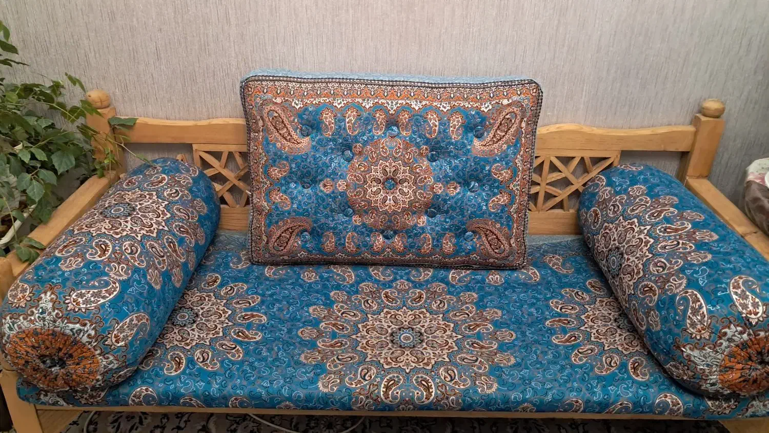 تخت سنتی|صندلی و نیمکت|پردیس, فاز ۱۱|دیوار