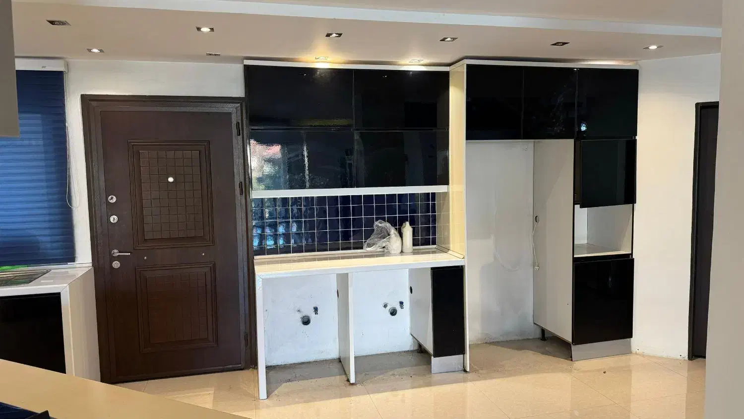 کابینت دست دوم در حدنو با میز Tv|جاکفشی، کمد، دراور|تهران, ازگل|دیوار