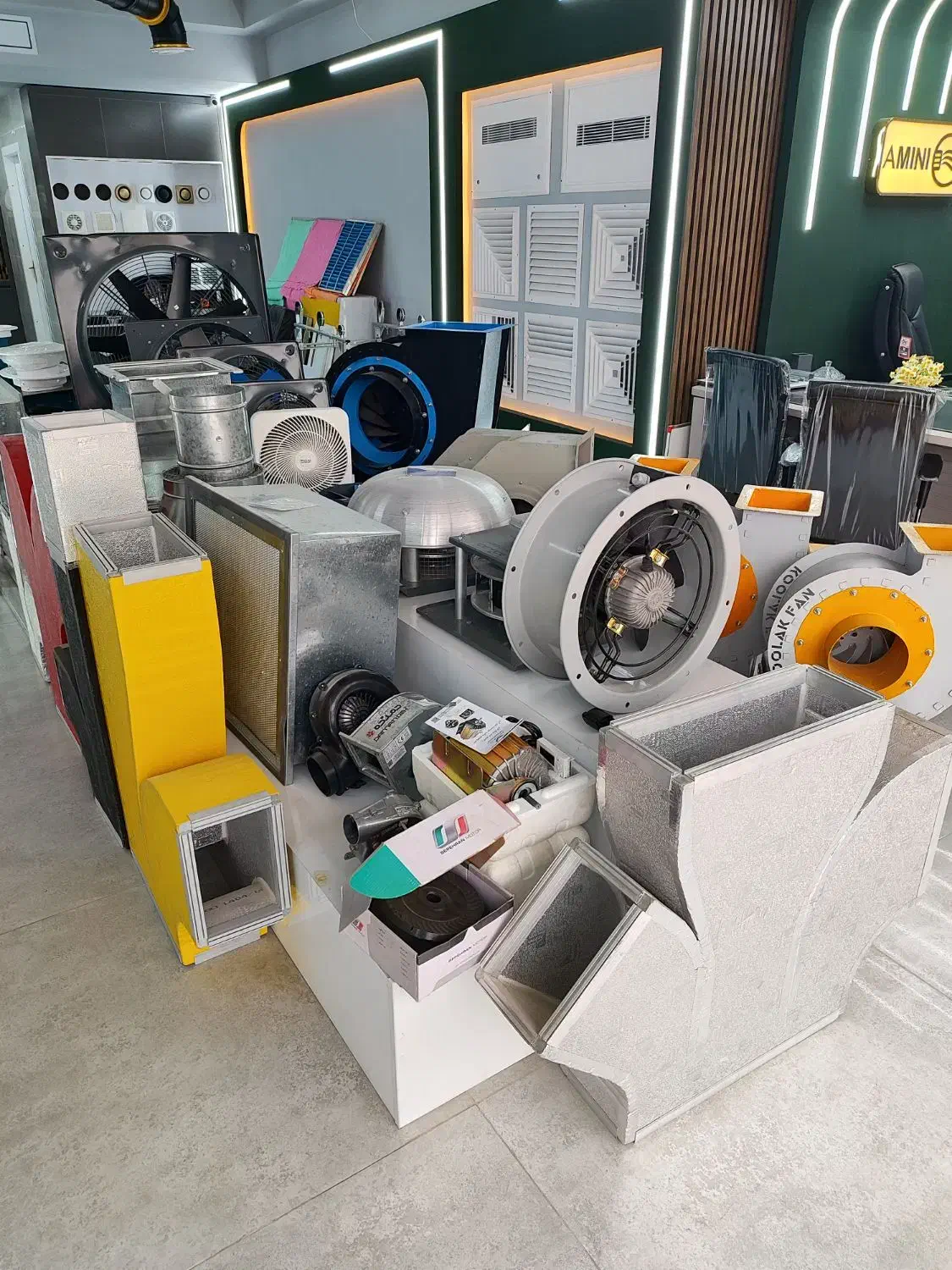 سانتریفیوژ هواکش دریچه|پنکه و تصفیه‌کنندهٔ هوا|یزد, |دیوار