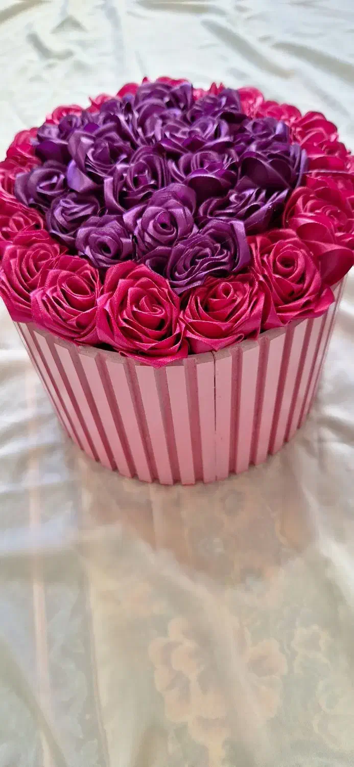 گل روبانی|گل مصنوعی|بروجن, |دیوار