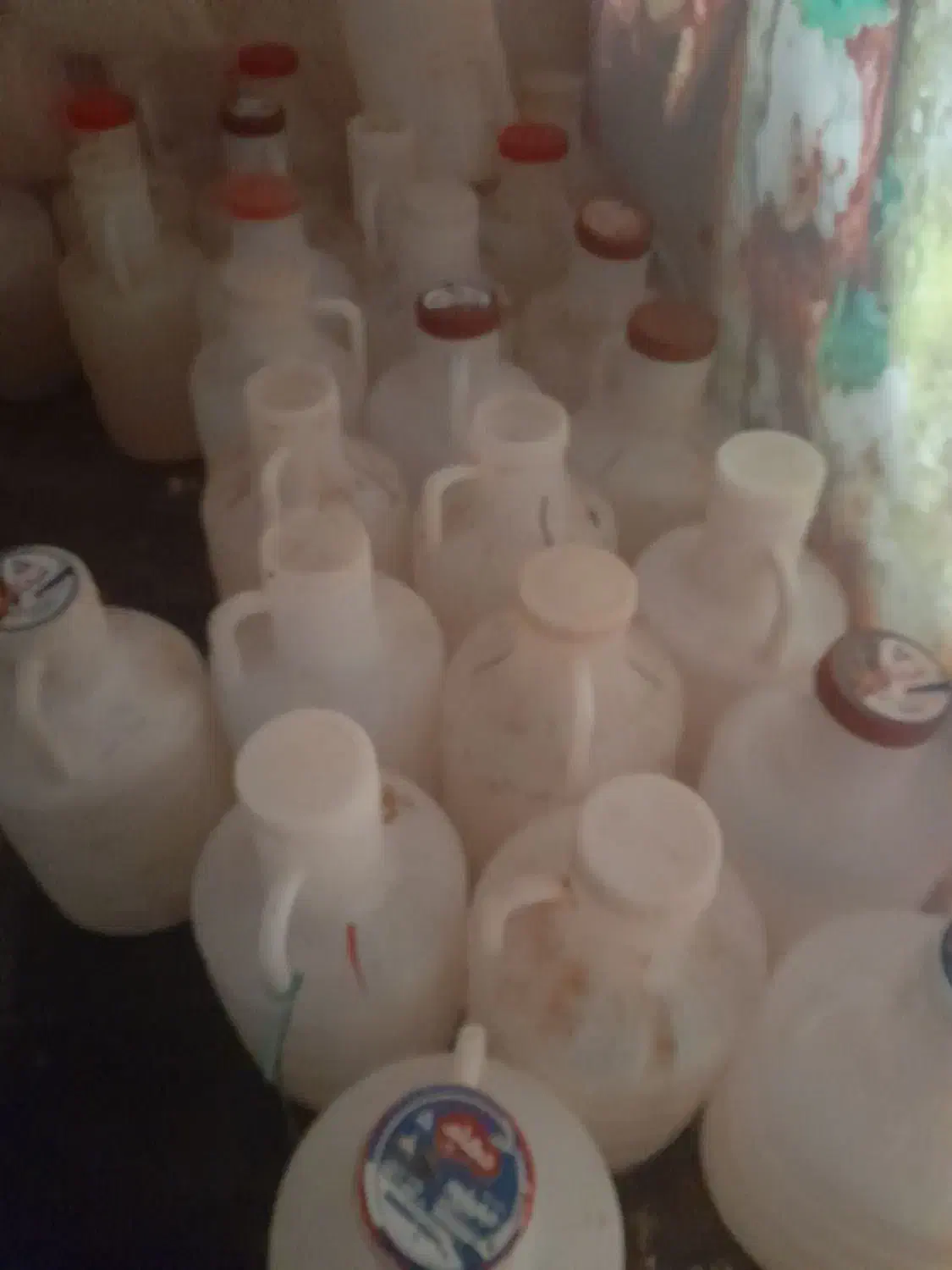 دبه خالی بزرگ مناسب هرکاری|ظروف نگهدارنده، پلاستیکی، یکبارمصرف|سبزوار, کوی گلستان|دیوار