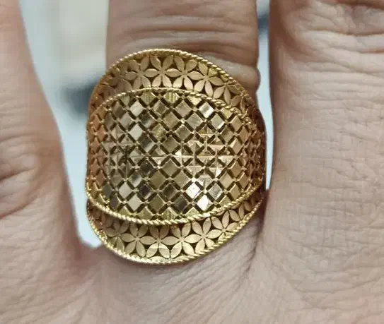 مقداری طلا|جواهرات|شیراز, شریف‌آباد|دیوار