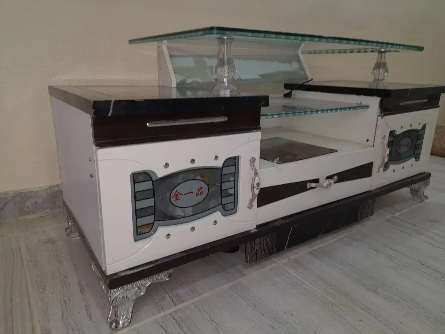 میز تلویزیون تمیز|میز تلویزیون|برخوار, |دیوار