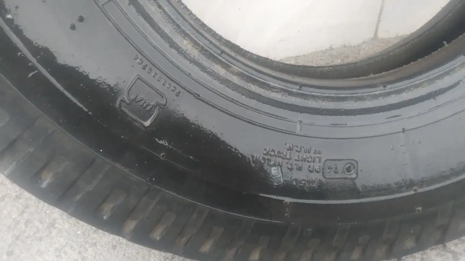 یک عدد لاستیک نیسان|حراج|گرگان, |دیوار