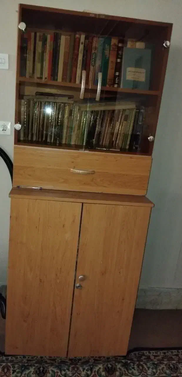 کتابخانه با کمد جنس ام دی اف|کتابخانه، شلف، قفسههای دیواری|مشهد, نرگس (شهرک غرب)|دیوار