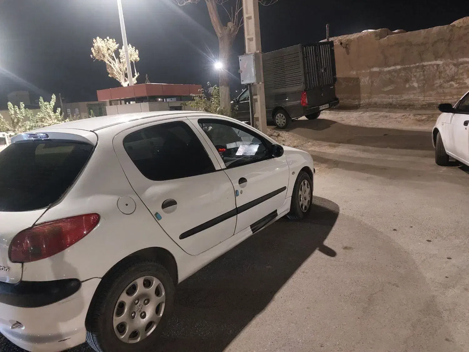 پژو ۲۰۶|خودرو سواری و وانت|سیرجان, |دیوار