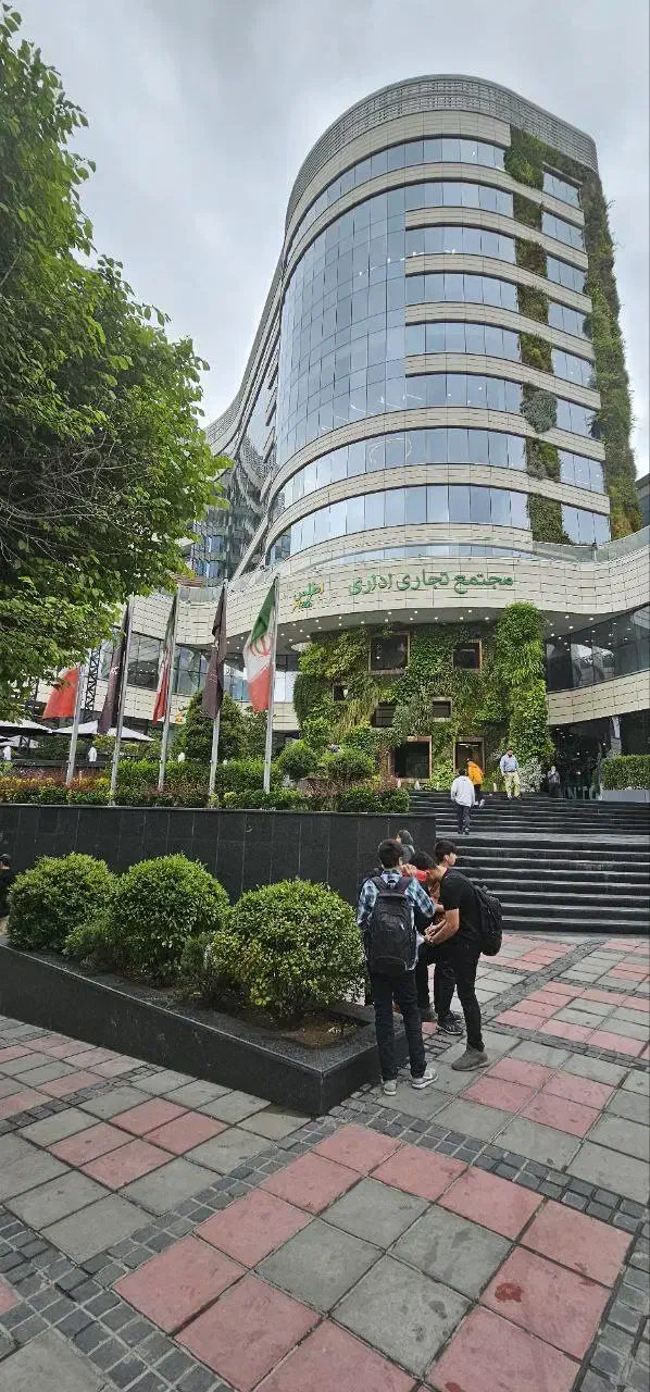 اجاره واحد تجاری ۵۳ اطلس مال نیاوران|اجارهٔ مغازه و غرفه|تهران, حصار بوعلی|دیوار