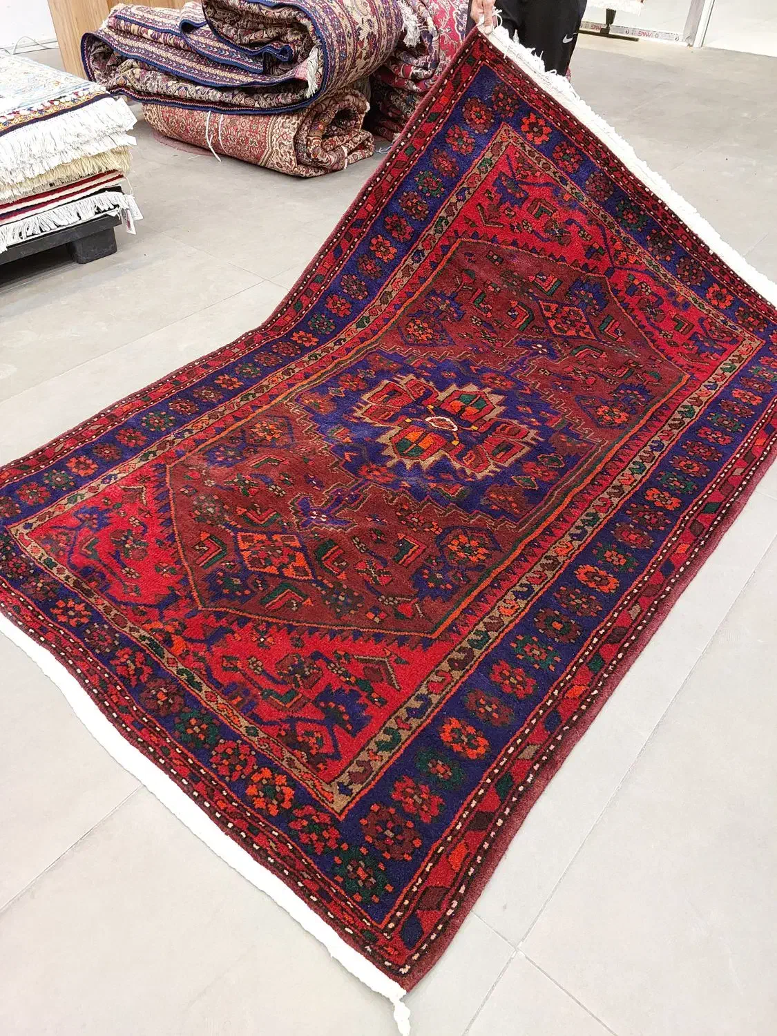 فرش دستباف (بساک)۳متری خمسه پرز ۲ سانت|فرش|مشکیندشت, |دیوار