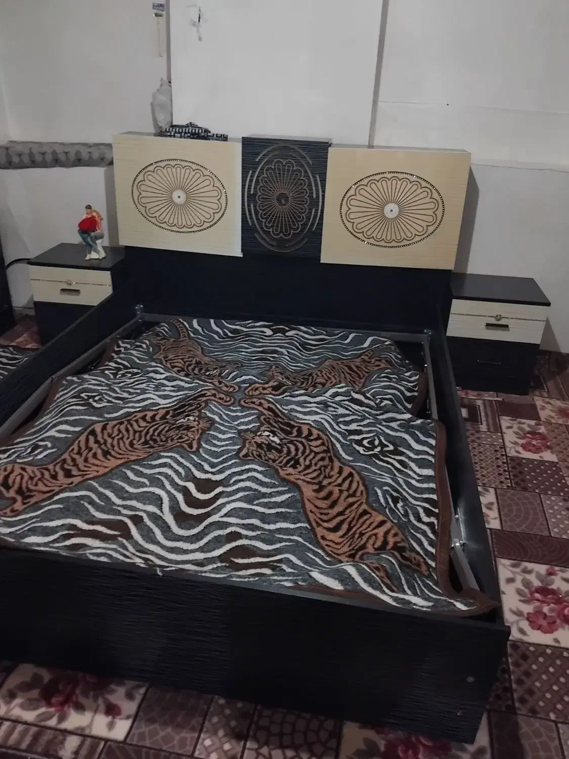 ...|تخت و سرویس خواب|مرند, |دیوار