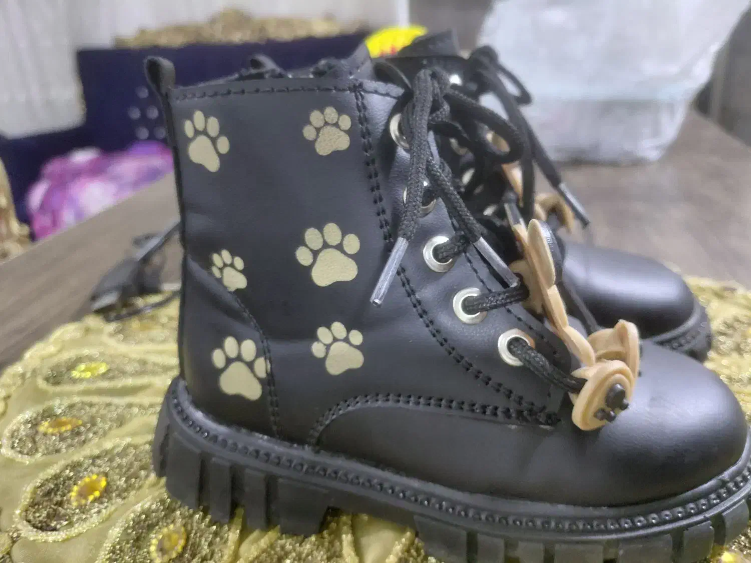 پوتین پسرانه ی در حد نو|کفش و لباس بچه|رشت, جهاد|دیوار