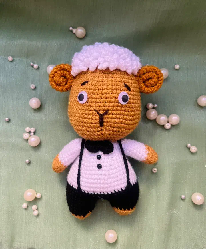 عروسک|اسباب‌بازی بچه|هشتگرد, شهرک بعثت|دیوار