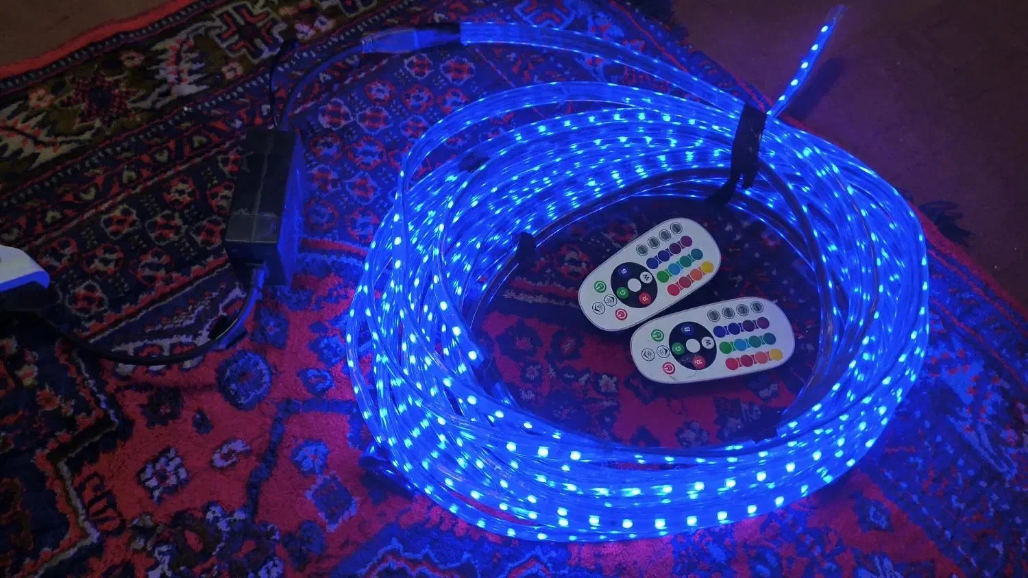 LED متری|ریسه و چراغ تزئینی|آران و بیدگل, |دیوار