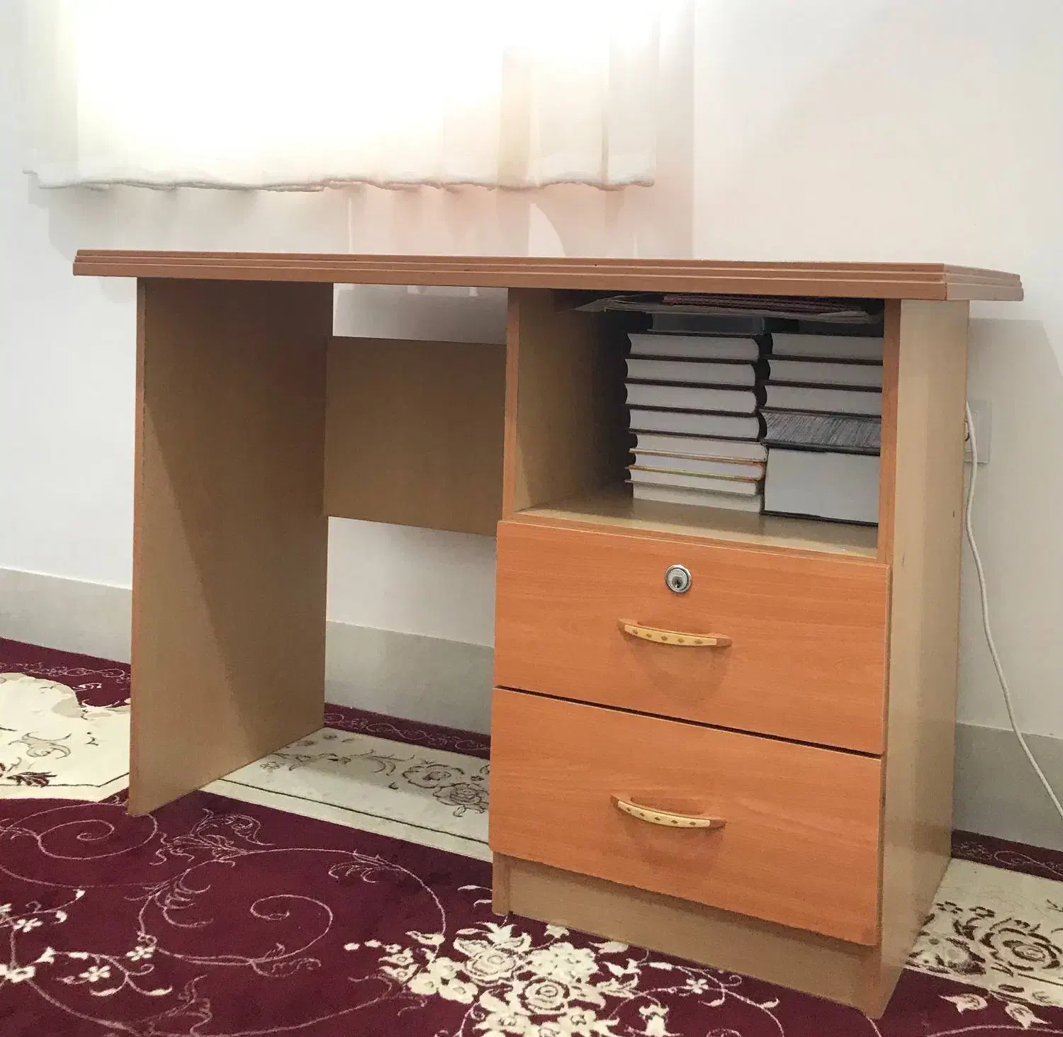 میز تحریر و صندلی|میز تحریر و کامپیوتر|خرمآباد, |دیوار