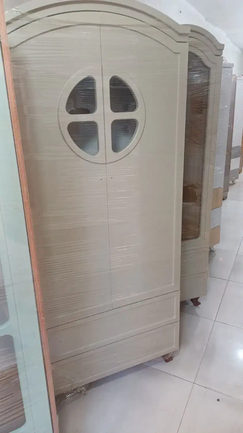 سیسمونی تخت وکمد نوزاد ونوجوان|اسباب و اثاث بچه|تهران, عبدل‌آباد|دیوار