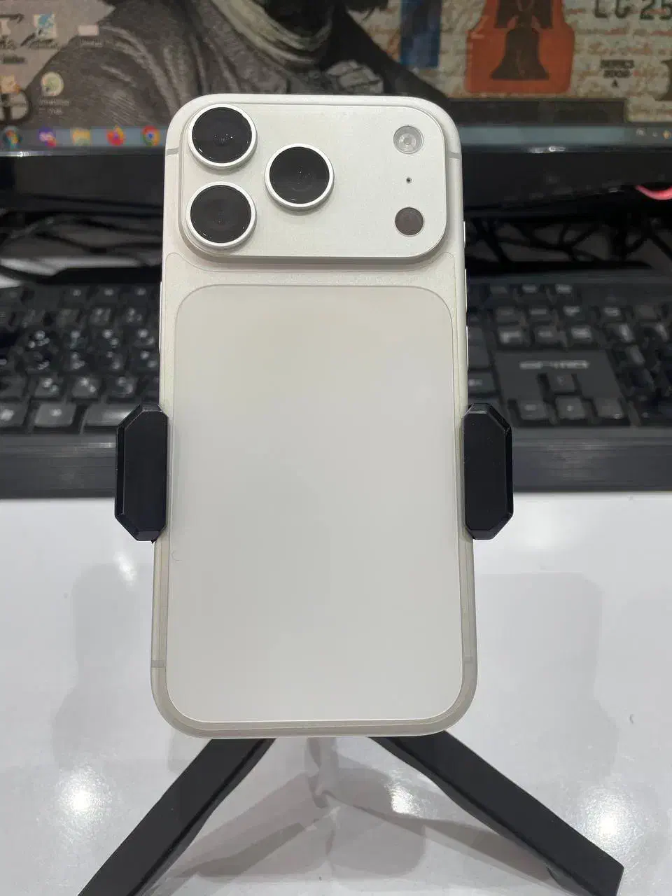 17pro 256 zaa|موبایل|شیراز, زند|دیوار