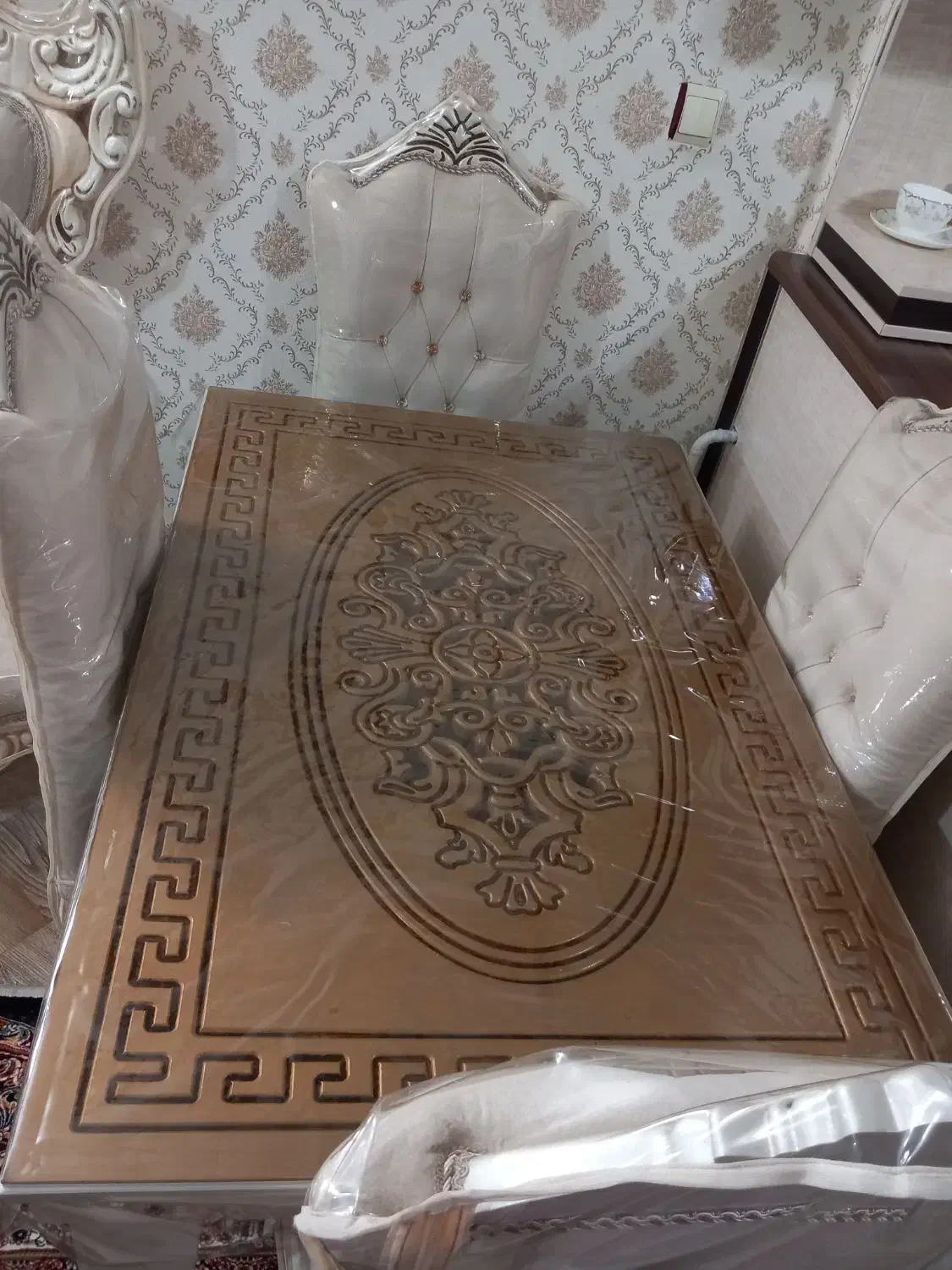 میزغذاخوری|میز و صندلی غذاخوری|اراک, |دیوار