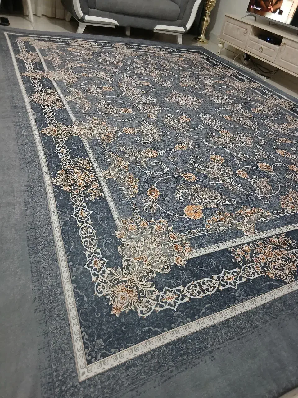 روفرشی کاملا نو کش دار طرح فرش|روفرشی|رشت, کوی مهر|دیوار