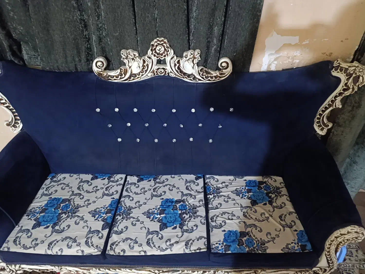 مبل راحتی|مبلمان خانگی و میز عسلی|قم, شهرک امام حسن|دیوار