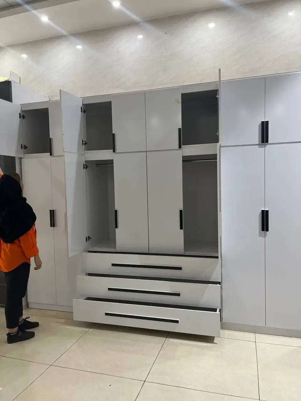 کمددیواری.کمد دیواری باکسی لباس و رختخواّب|جاکفشی، کمد، دراور|کرج, شهرک رضوانیه|دیوار