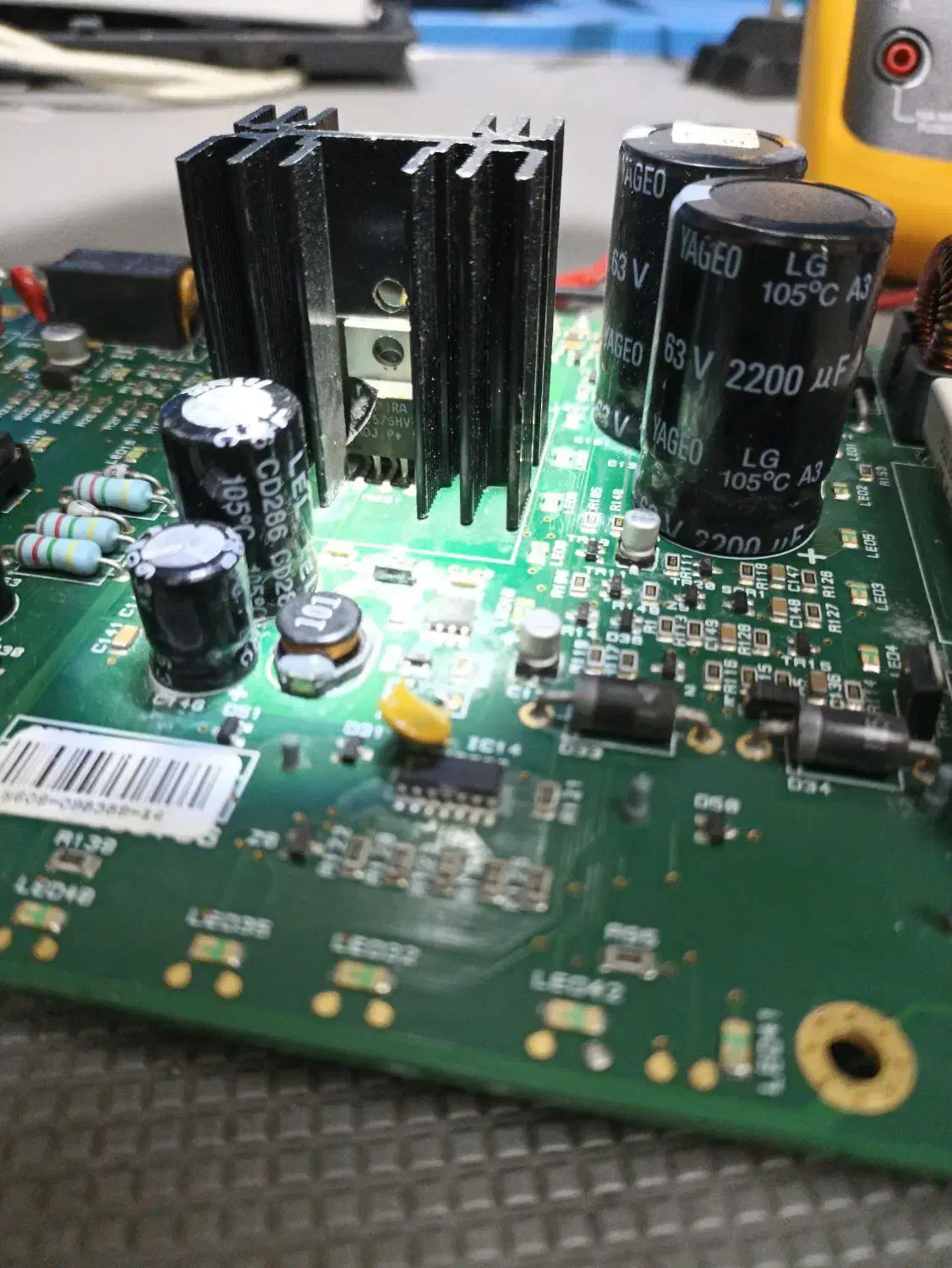 تعمیرات تخصصی برد های الکترونیک|خدمات پیشه و مهارت|جم, |دیوار