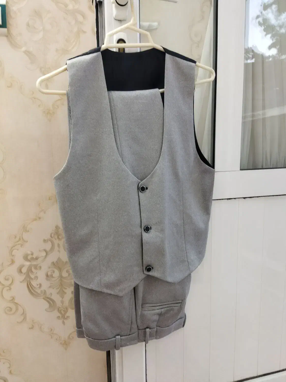 کت وشلوار|لباس|گلپایگان, |دیوار