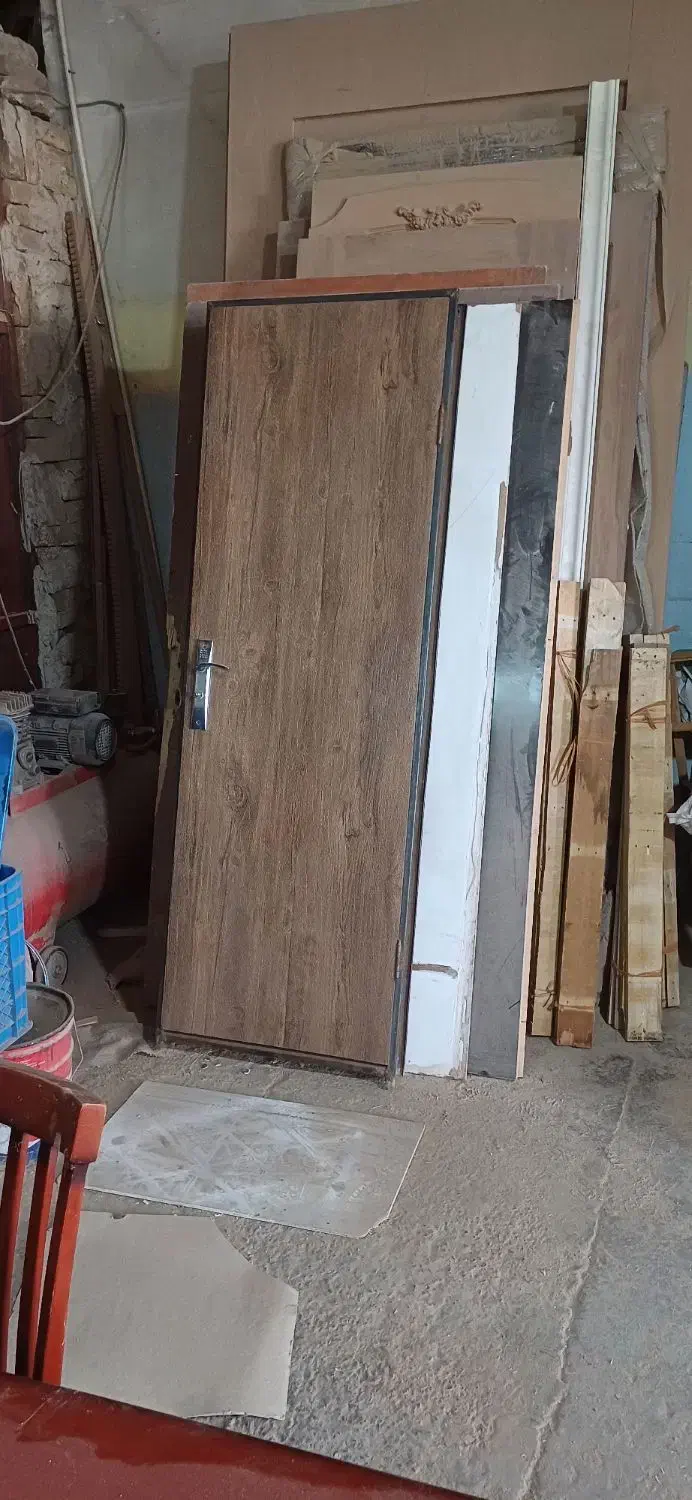 درب ضد آب همراه چهار چوب وقفل ودستگاه ۳عدد|مصالح و تجهیزات ساختمان|شهریار, کهنز|دیوار