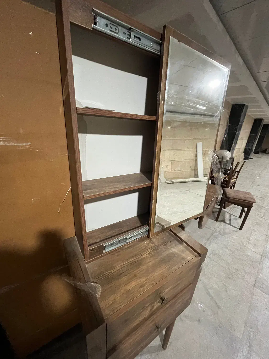 میز آرایشی،کنسول|مبلمان خانگی و میز عسلی|بوشهر, |دیوار