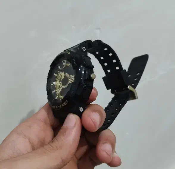 ساعت مچی مردانه|ساعت|رشت, رشتیان|دیوار