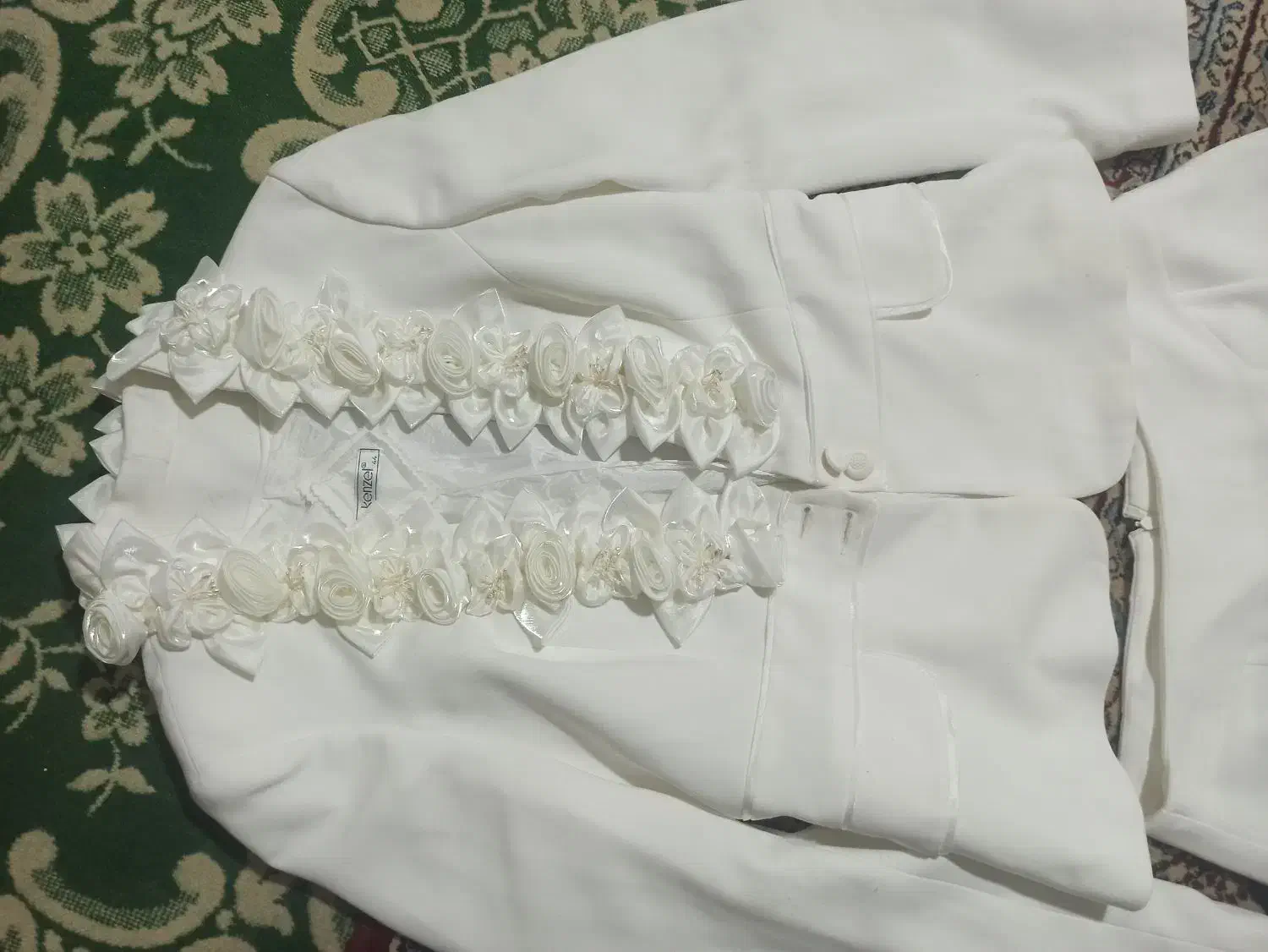 لباس تمیز و خوشگل|لباس|رودهن, |دیوار