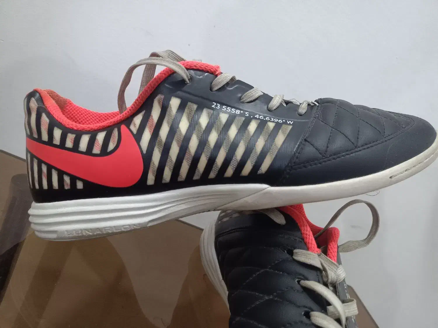 کتونی فوتسال لونار گتو|کیف، کفش، کمربند|فردیس, نگارستان|دیوار