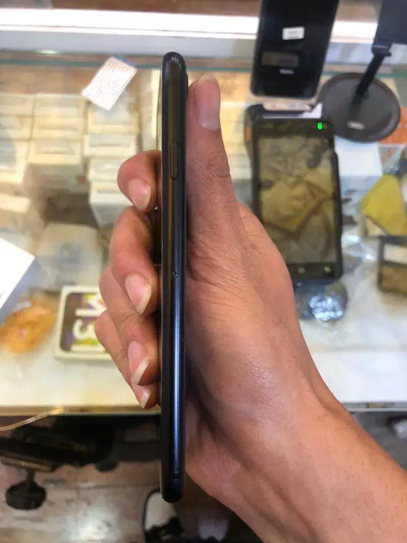 آیفون SE 2020 (اپل آیدی نات اکتیو)|موبایل|تبریز, |دیوار