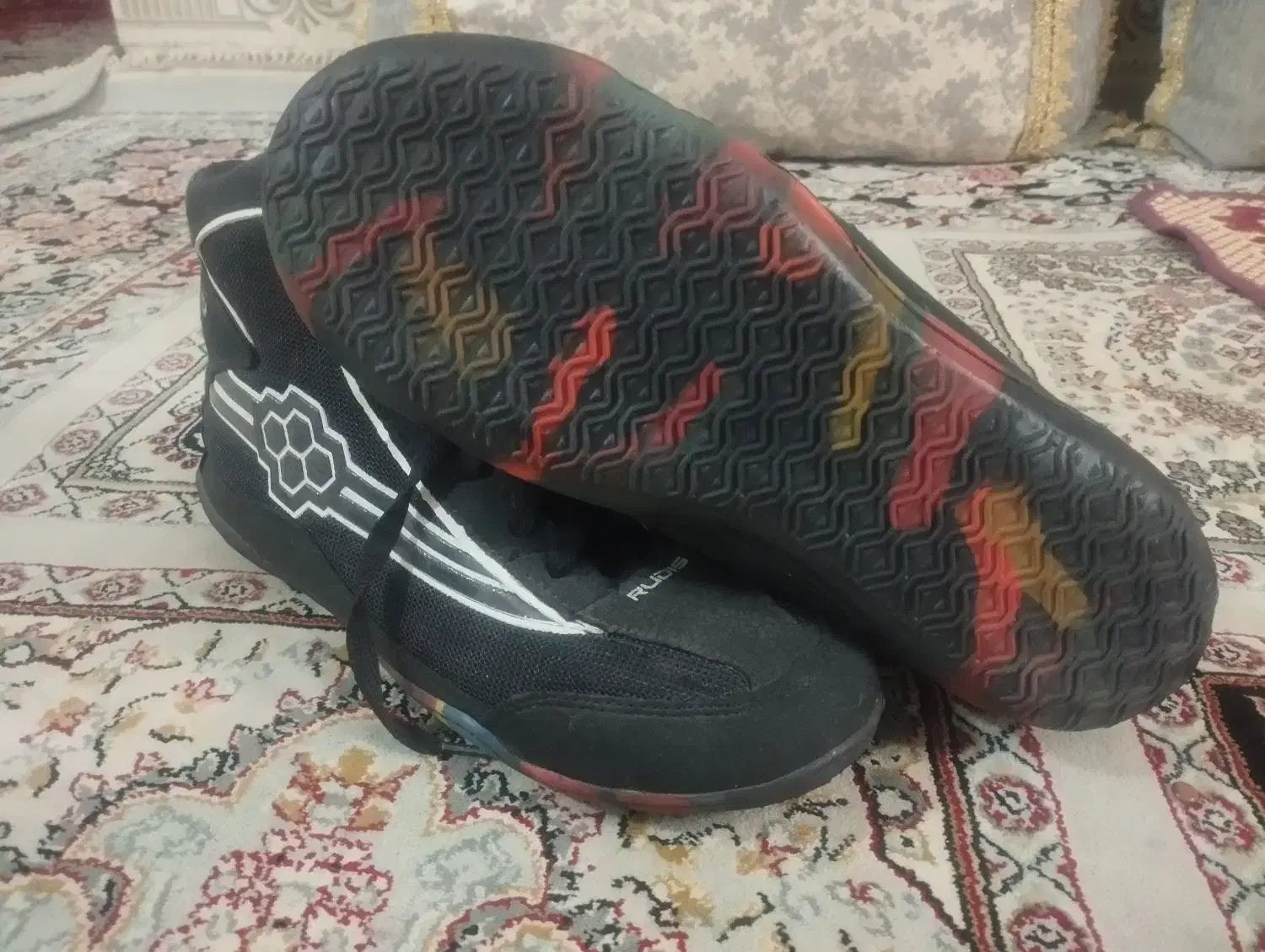 کفش ورزشی|کیف، کفش، کمربند|مشهد, شهید قربانی|دیوار