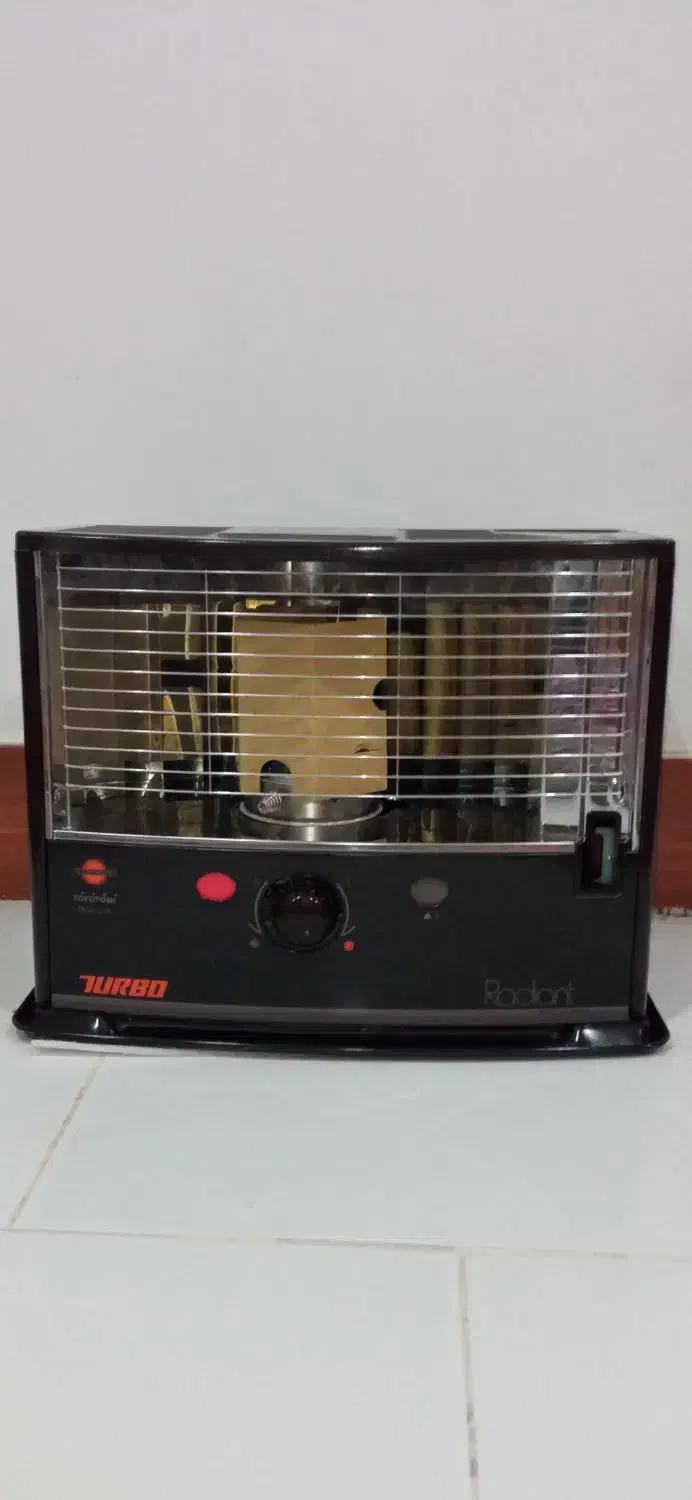 بخاری نفتی تویوست ژاپنی اصل|بخاری، هیتر، شومینه|زابل, |دیوار