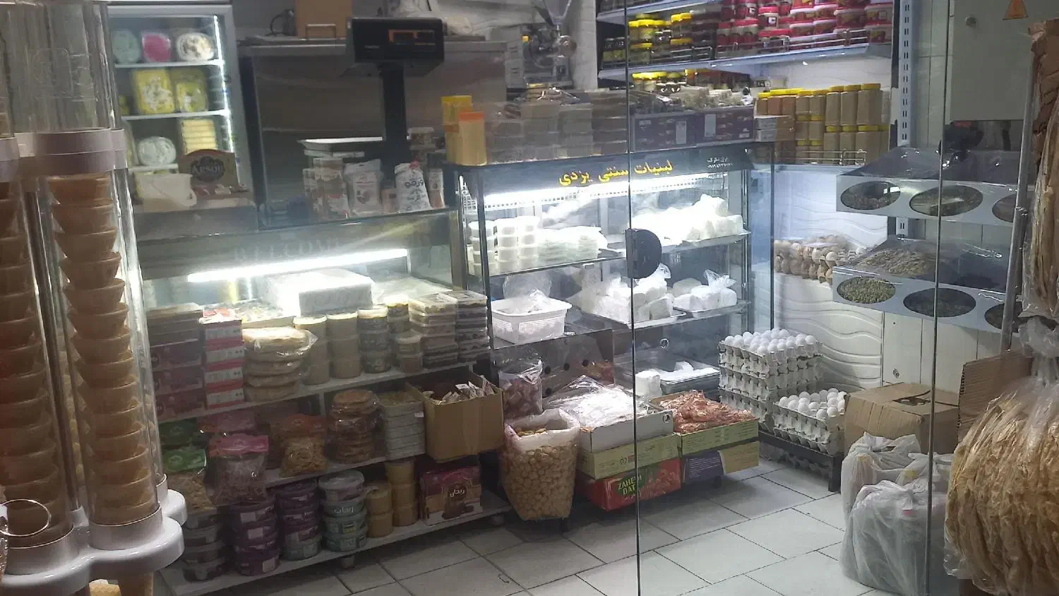 استخدام شاگرد لبنیات|استخدام خدمات فروشگاه و رستوران|اسلام‌شهر, شهرک مهدیه|دیوار