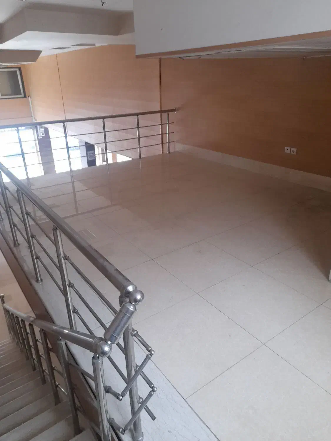 اجاره مغازه ۳۱۰ متری در گلباغ نماز|اجارهٔ مغازه و غرفه|رشت, گلباغ نماز|دیوار