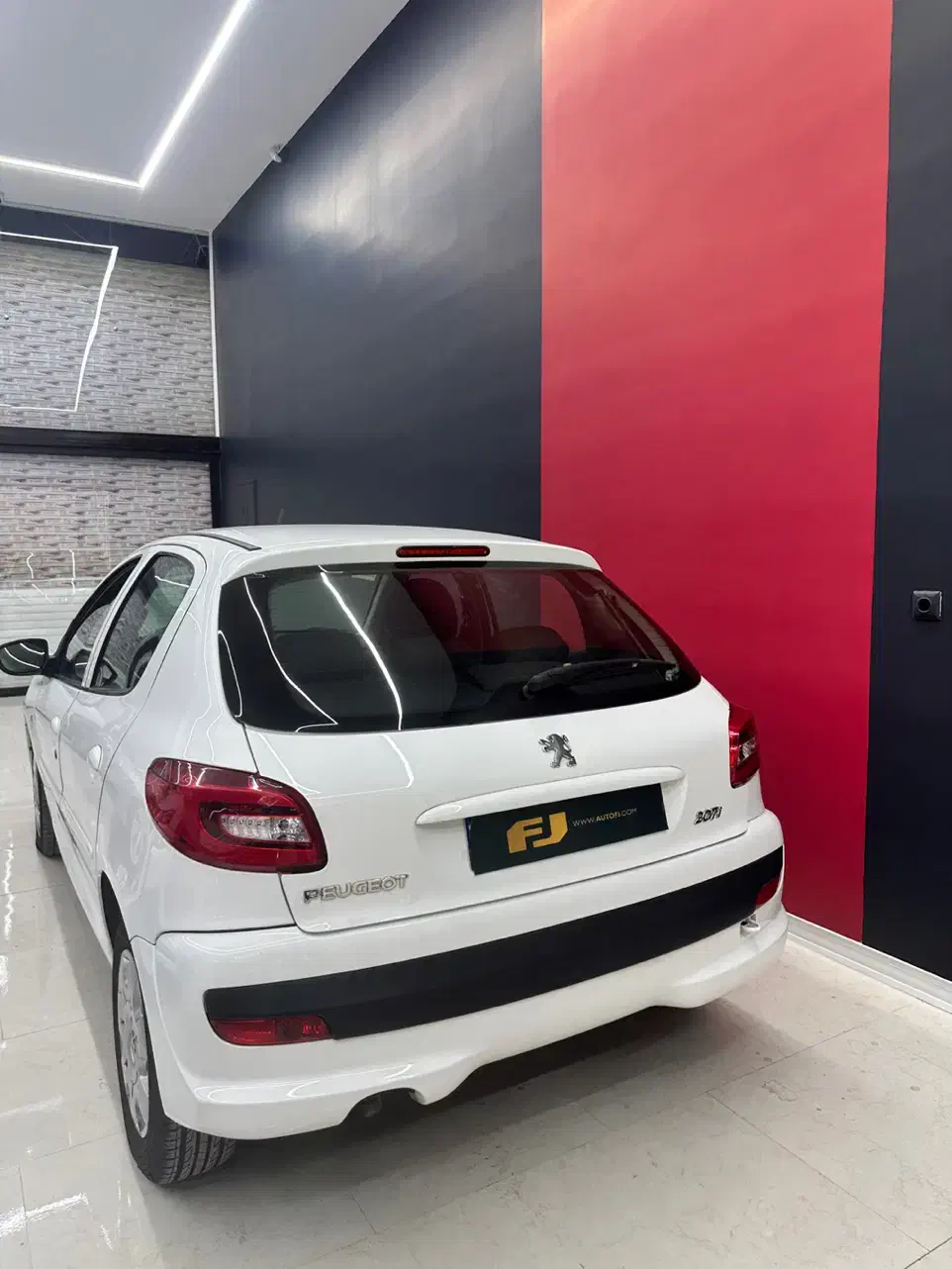 ۲۰۷ تیپ ۵|خودرو سواری و وانت|یزد, |دیوار