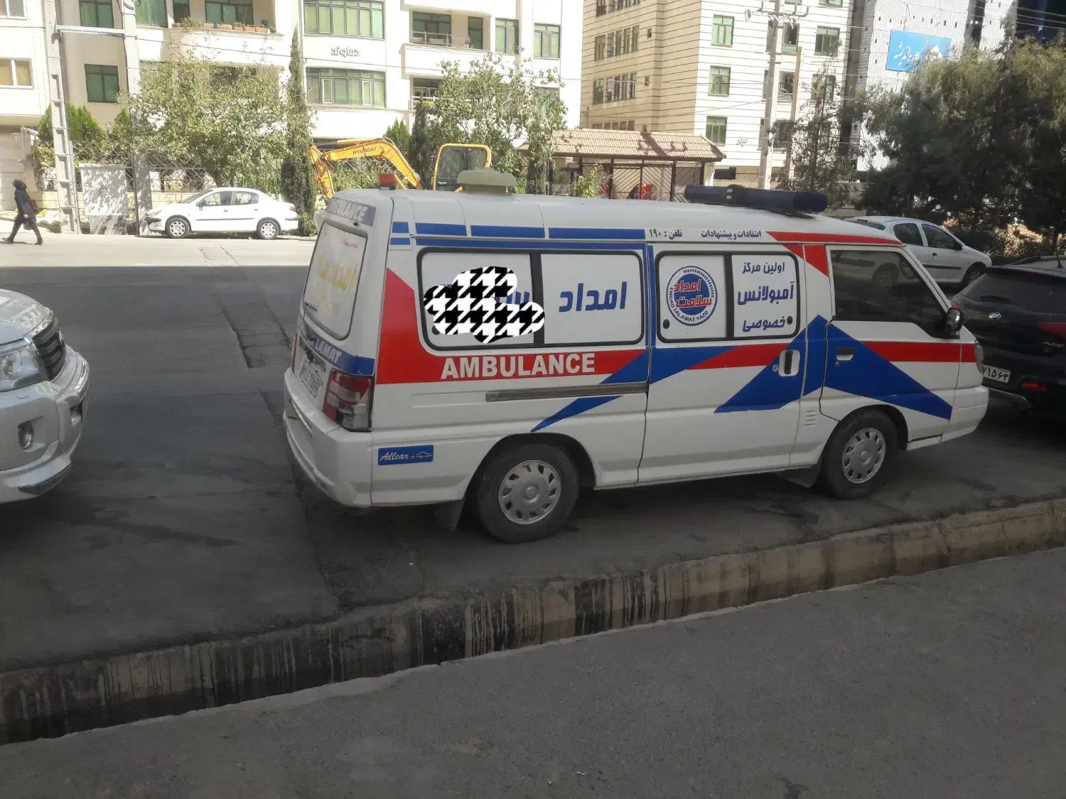 آمبولانس ون دلیکا تمیز ومرتب آماده کار در بهترین|خودرو سواری و وانت|تهران, آبشار تهران (دریاچه)|دیوار