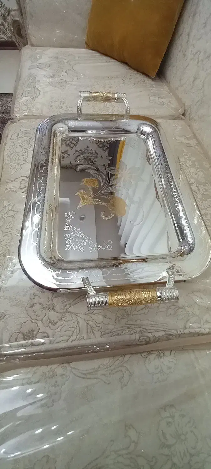 سینی گلدار طلایی مارک چین ضخیم|ظروف سرو و پذیرایی|تبریز, |دیوار