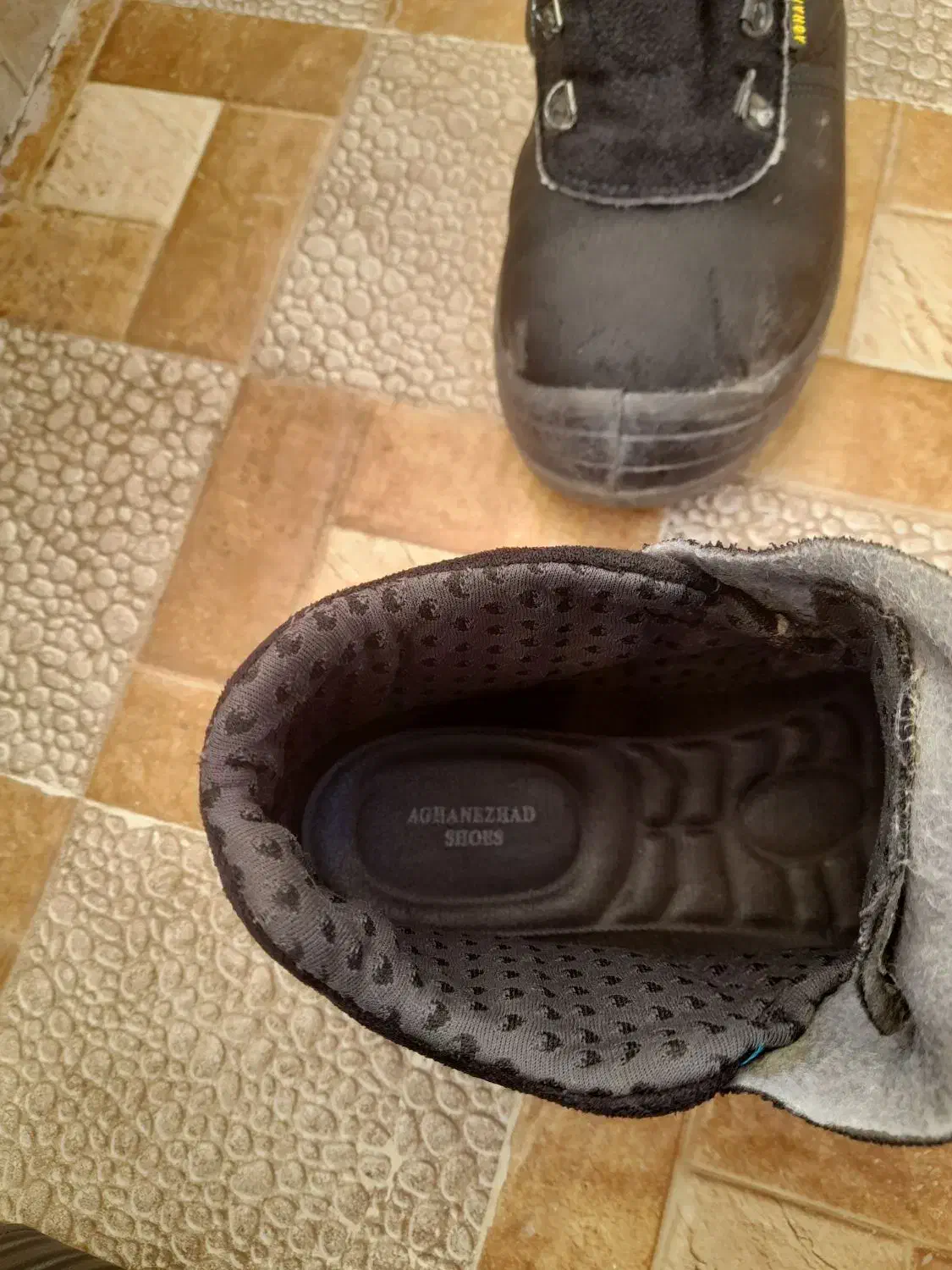 کفش ایمنی سایز ۴۱|کیف، کفش، کمربند|شهرکرد, |دیوار