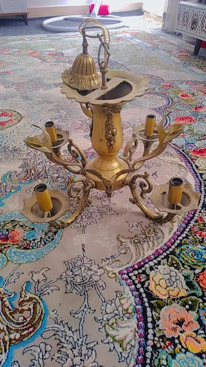 لوستر برنجی سالم وتمیز|لوستر و چراغ آویز|بناب, |دیوار