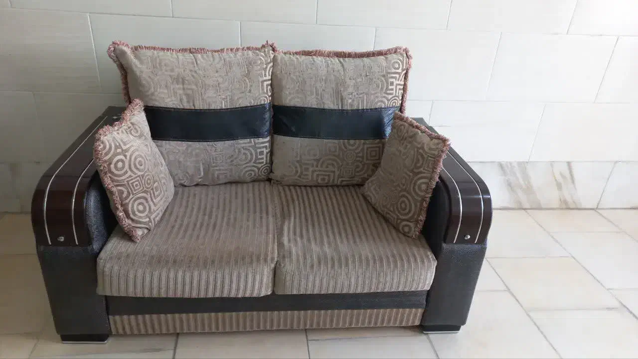 مبل هفت نفره کامل|مبلمان خانگی و میز عسلی|قروه, |دیوار